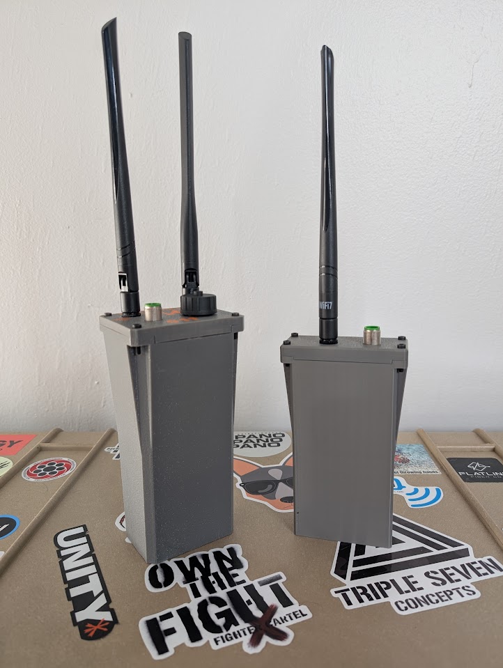 Nucleus dual radio mesh node